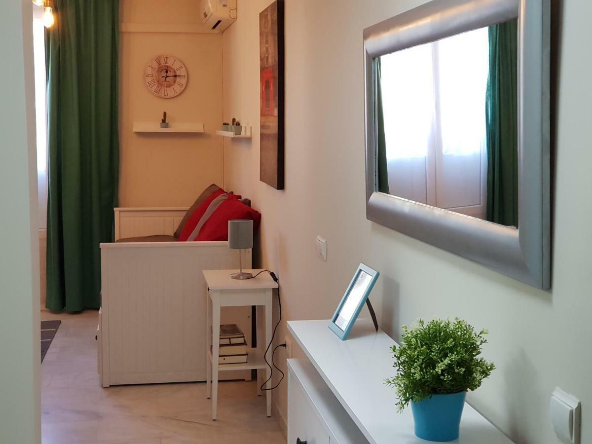 **** Genuar Apartments Malaga Center Exterior photo